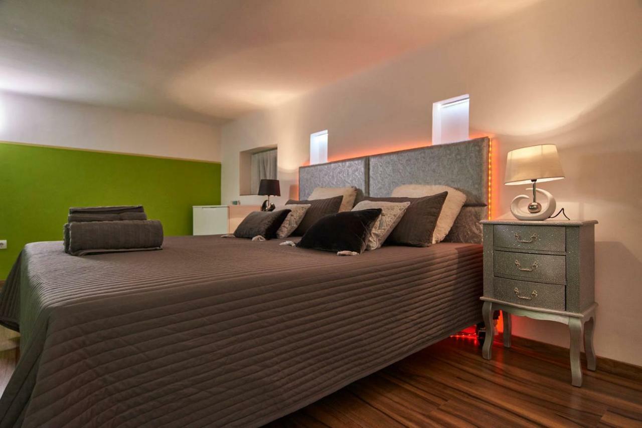 Feel Different Apartment Budapest Exterior photo
