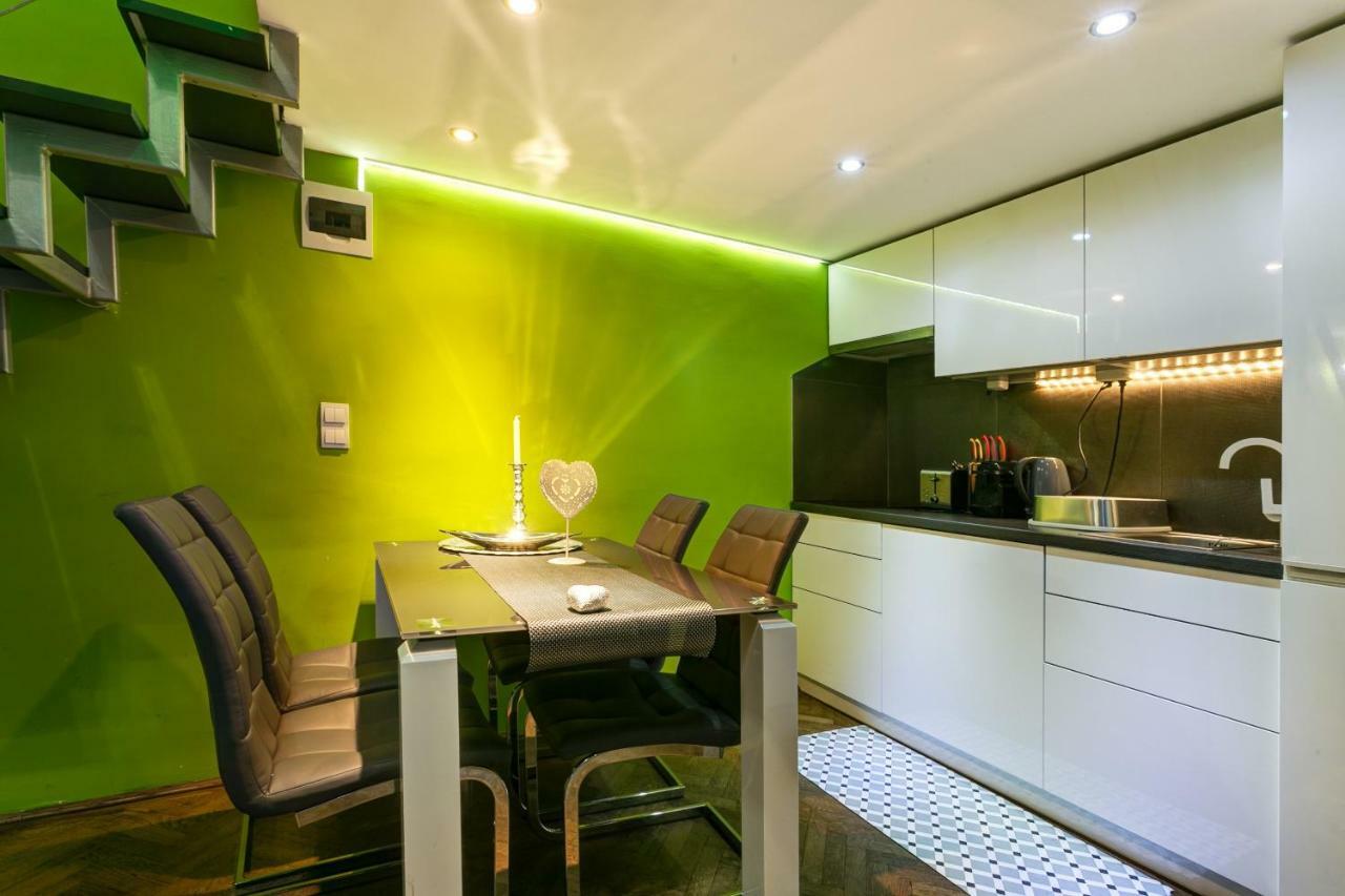 Feel Different Apartment Budapest Exterior photo